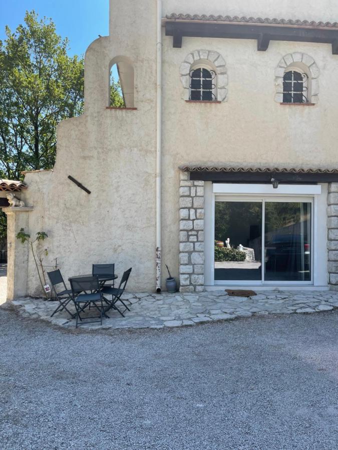 Apartment Bas De Avec Piscine Privee Partagee Proche Bord De Cagnes-sur-Mer